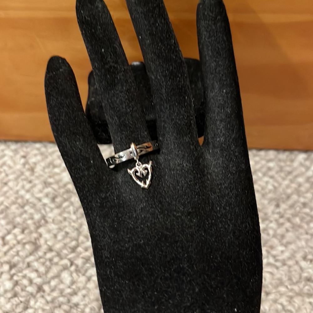 Guess GC 925 Dangle Ring - Picture 3 of 7